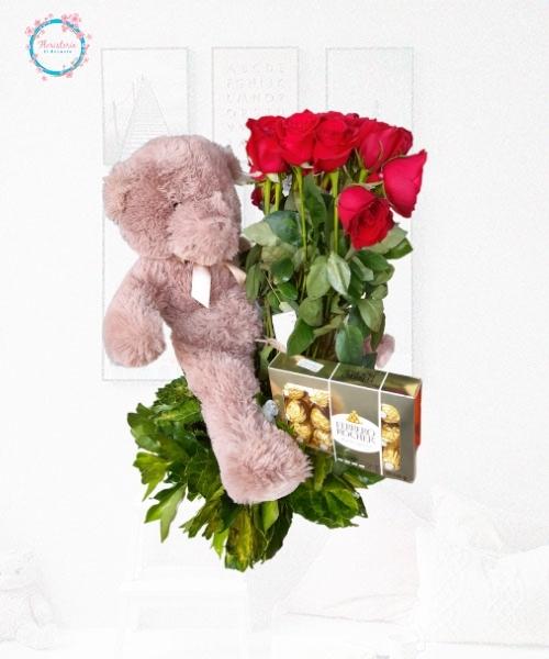 peluche y chocolates